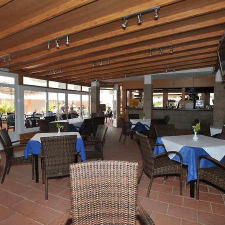 Whala!tenerife Hotel apartamentowy 3*